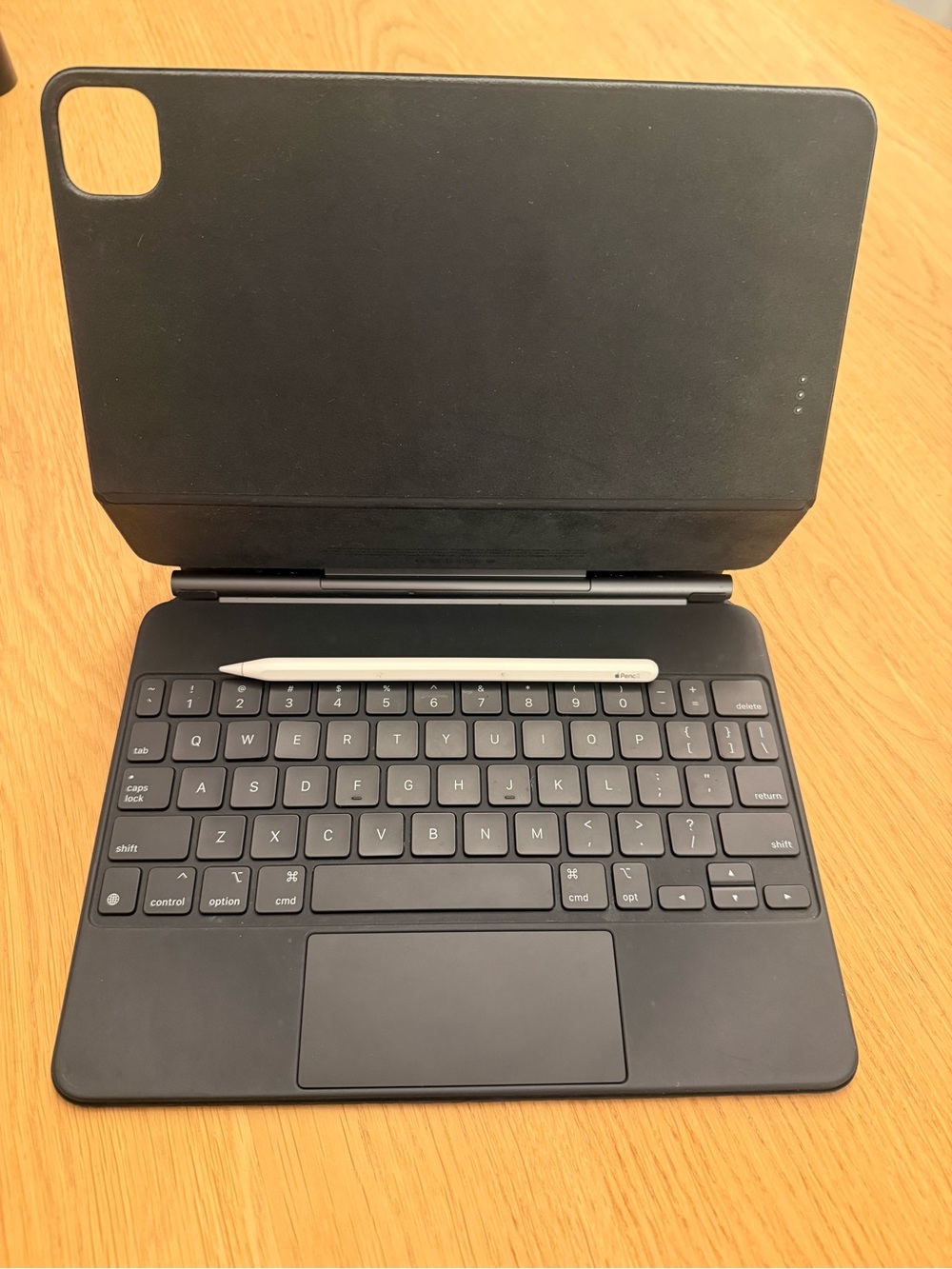 Apple Magic Keyboard Folio Case with Black Keyboard - Apple